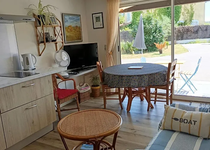 La Belle Etoile 2 Nuits Minimum, 3 étoiles Couette-café 3*